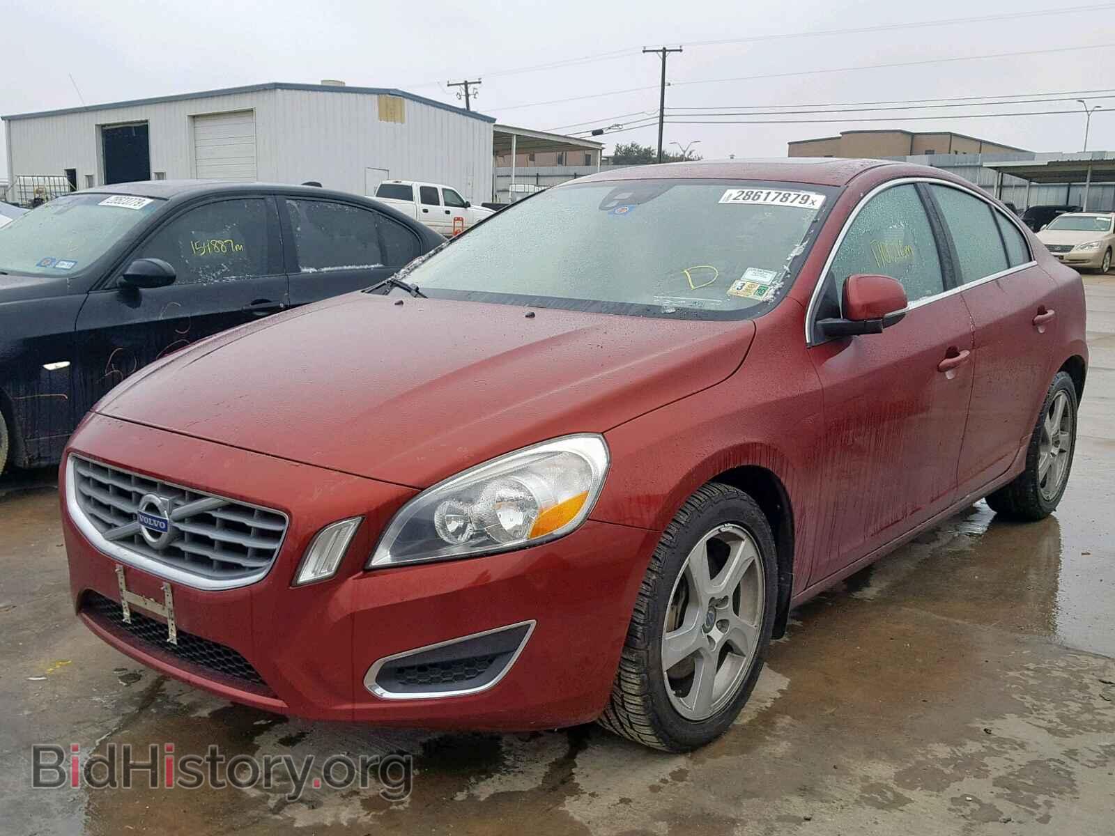 2012 VOLVO S60 - VIN: YV1622FSXC2116253 - Фото 2