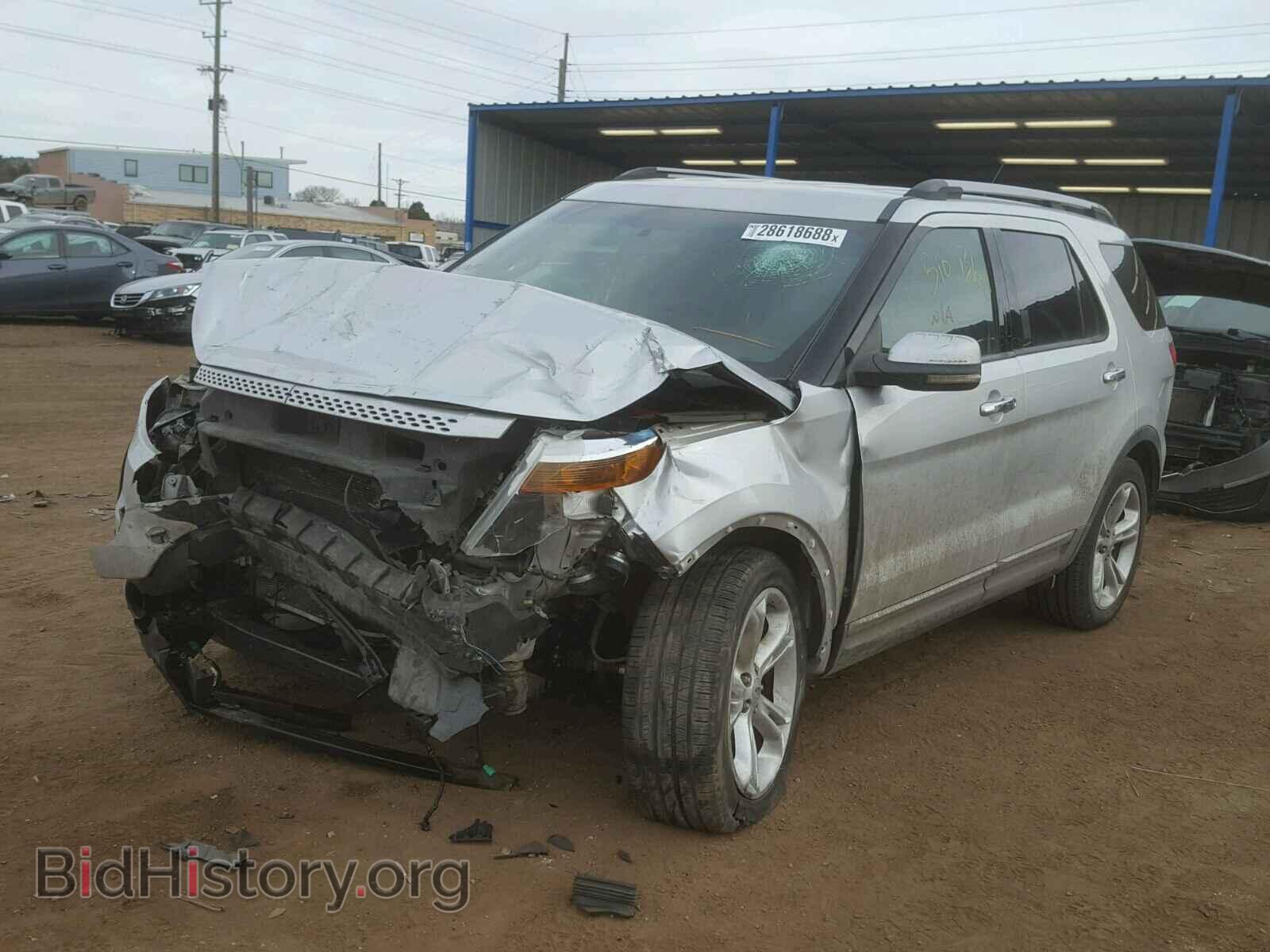 2011 FORD EXPLORER - VIN: 1FMHK7F82BGA27905 - Photo 2