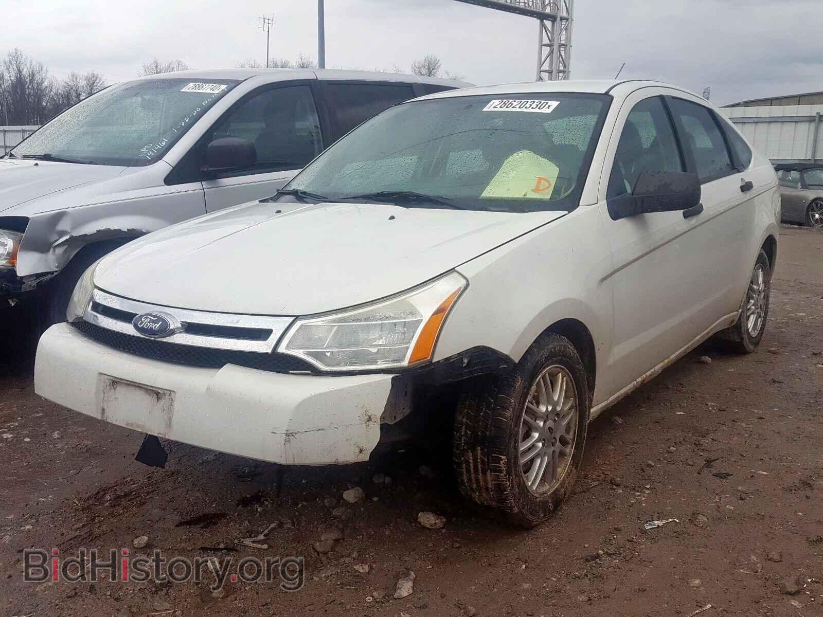 2009 FORD FOCUS - VIN: 1FAHP35NX9W109196 - Фото 2