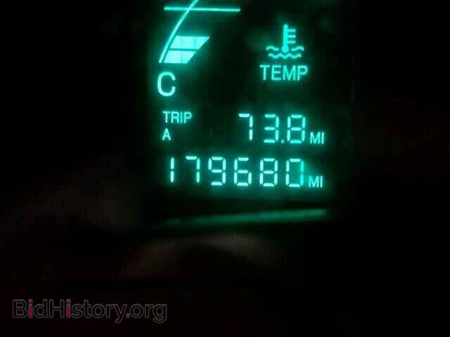 2002 CADILLAC DEVILLE - VIN: 1G6KD54Y42U258563 - Photo 8