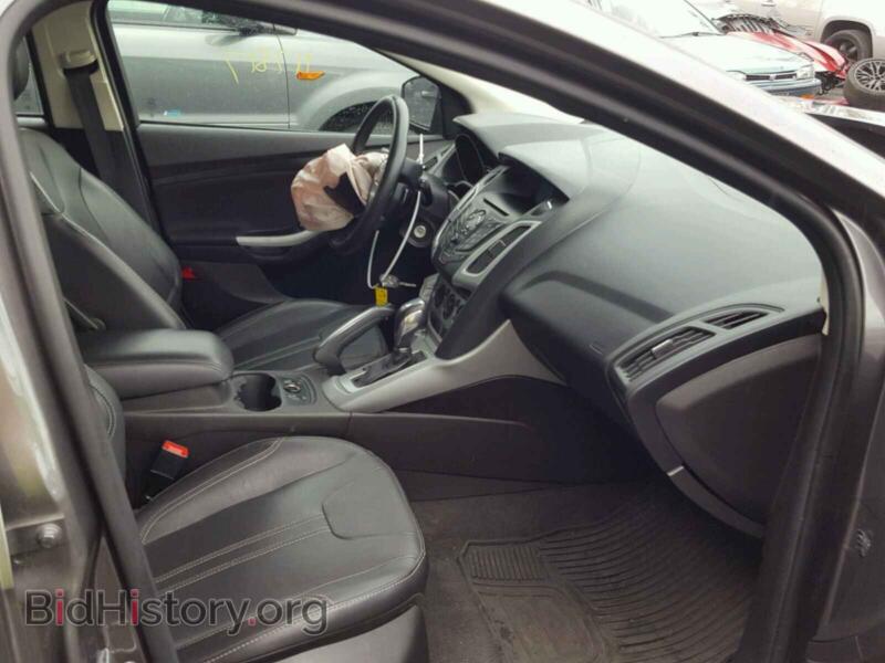 2013 Ford FOCUS (VIN 1FADP3K20DL384045) — фото 5 из 10