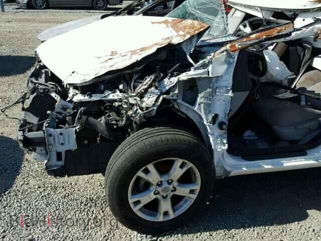 2011 TOYOTA RAV4 - VIN: 2T3ZF4DV9BW102463 - Фото 9