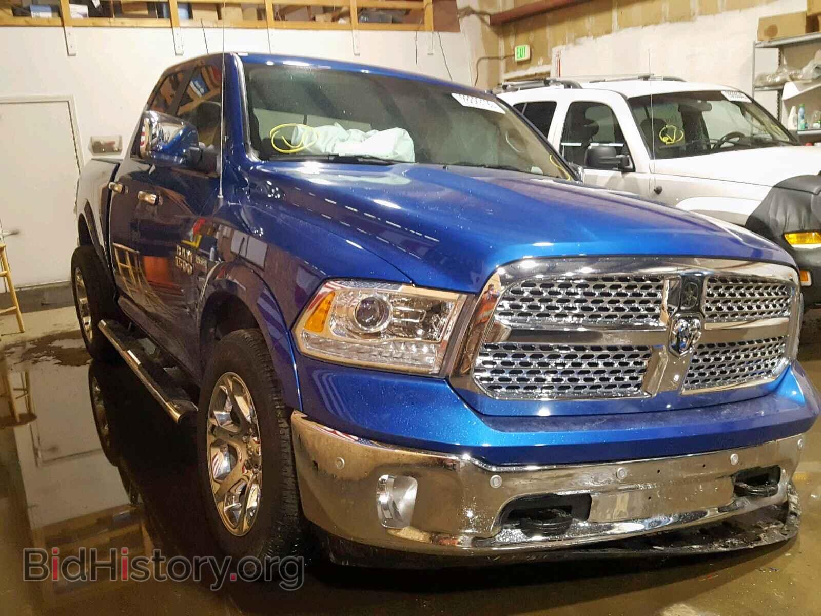 Photo  - RAM 1500 LARAM 2017