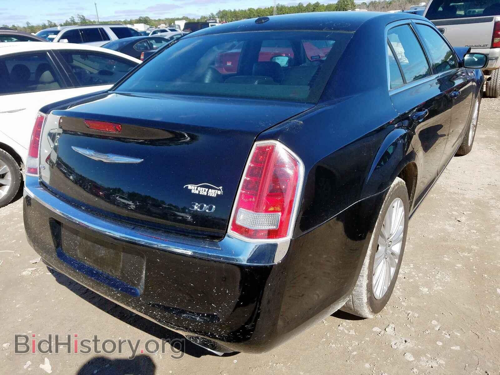 2014 CHRYSLER 300 - VIN: 2C3CCARG0EH120365 - Фото 4
