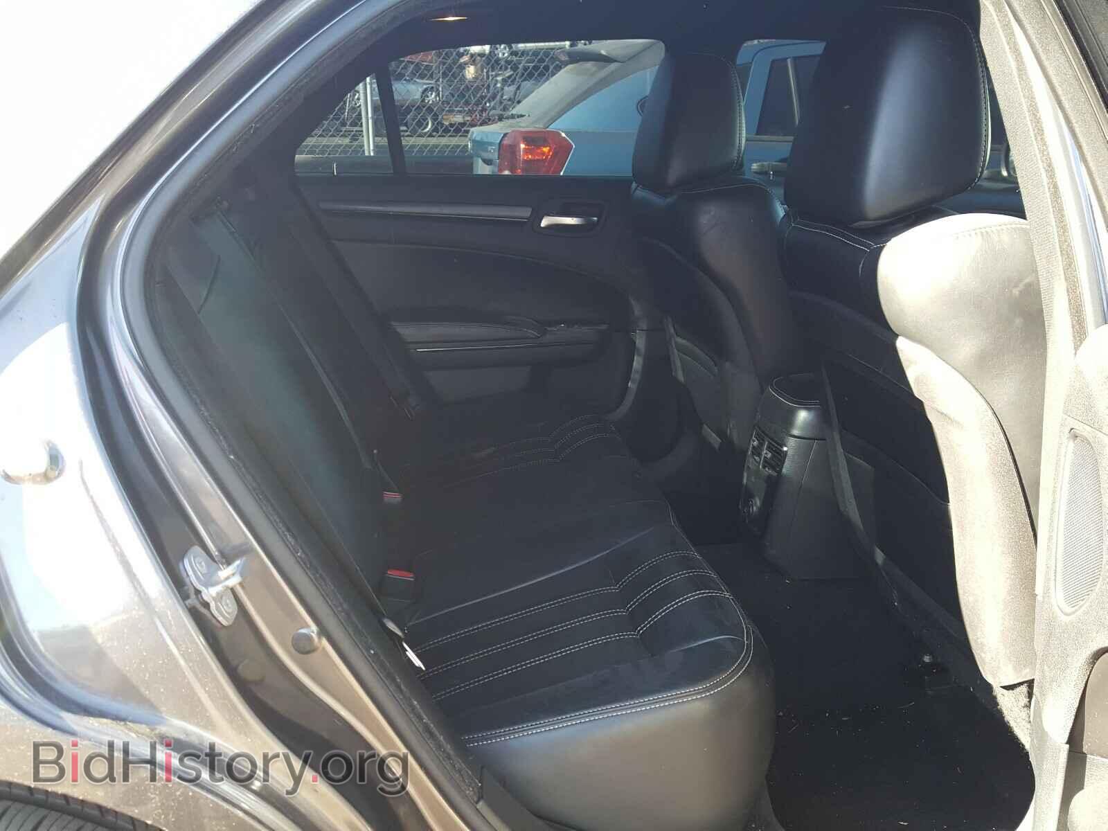 2014 CHRYSLER 300 - VIN: 2C3CCAGG8EH183913 - Фото 6