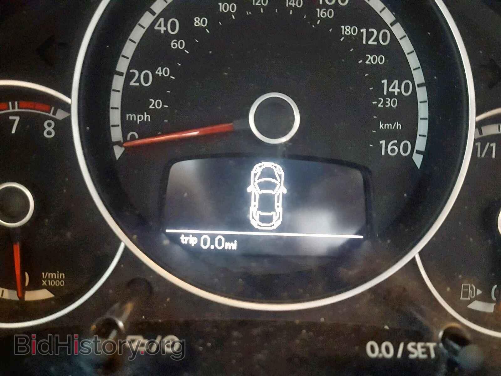 2014 VOLKSWAGEN BEETLE - VIN: 3VW517AT7EM822512 - Фото 8