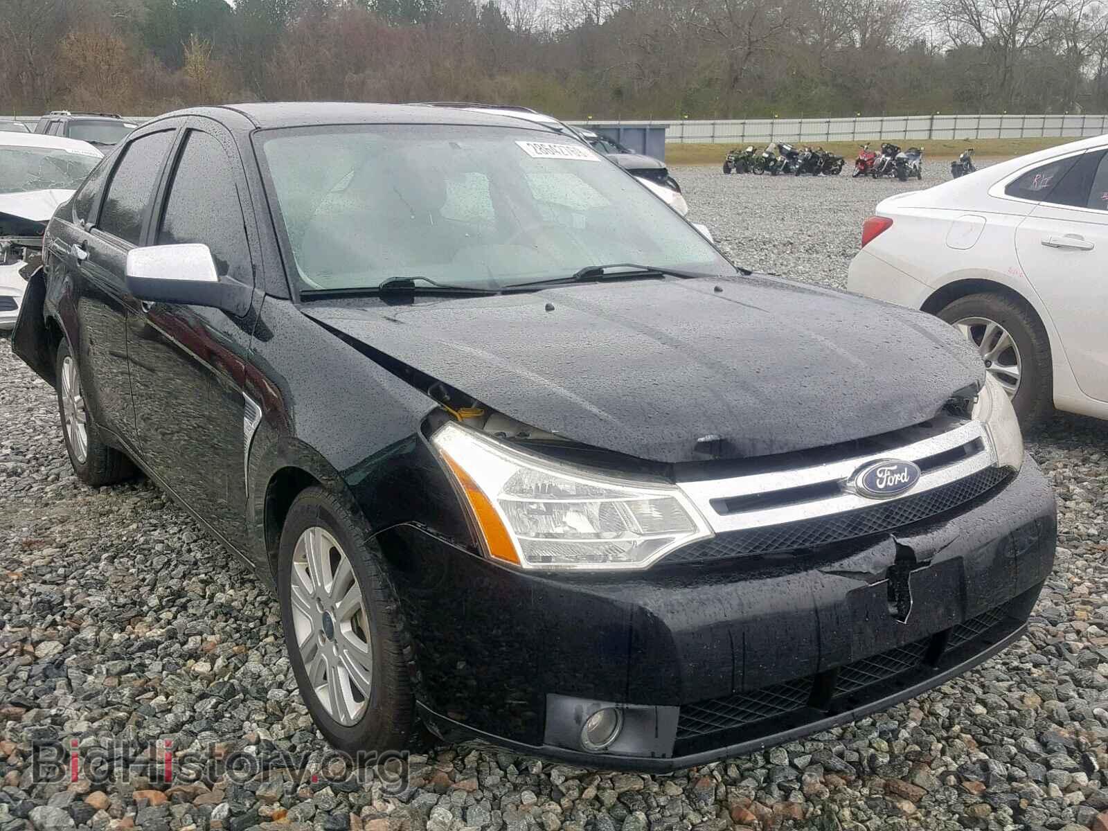 Photo 1FAHP35N28W238256 - FORD FOCUS SE 2008