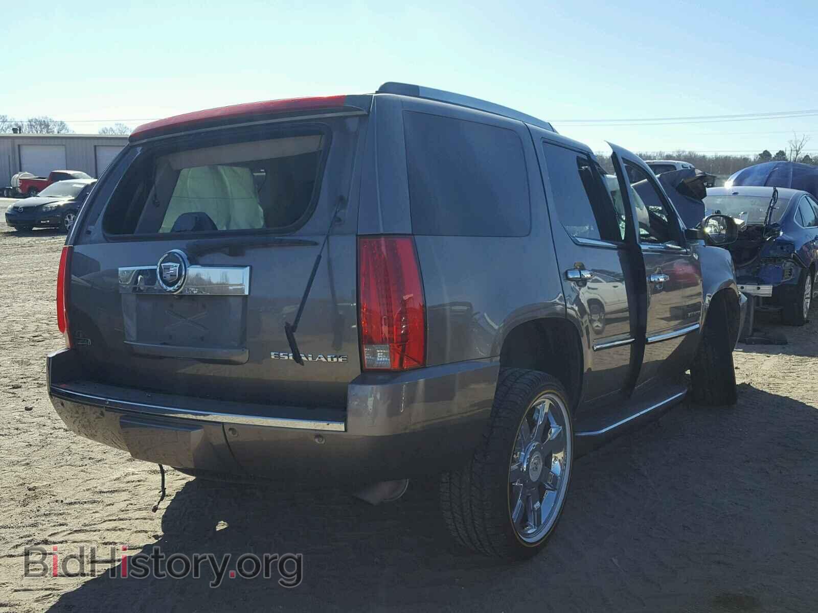 2011 CADILLAC ESCALADE - VIN: 1GYS4BEF6BR235582 - Фото 4