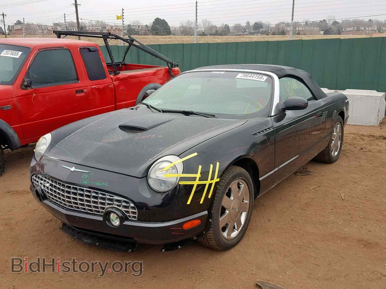 2002 FORD TBIRD - VIN: 1FAHP60A62Y109485 - Фото 2