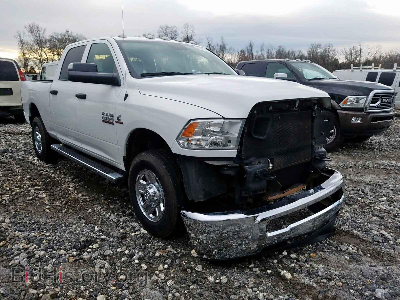 Photo 3C6UR5CL6HG554927 - RAM 2500 2017