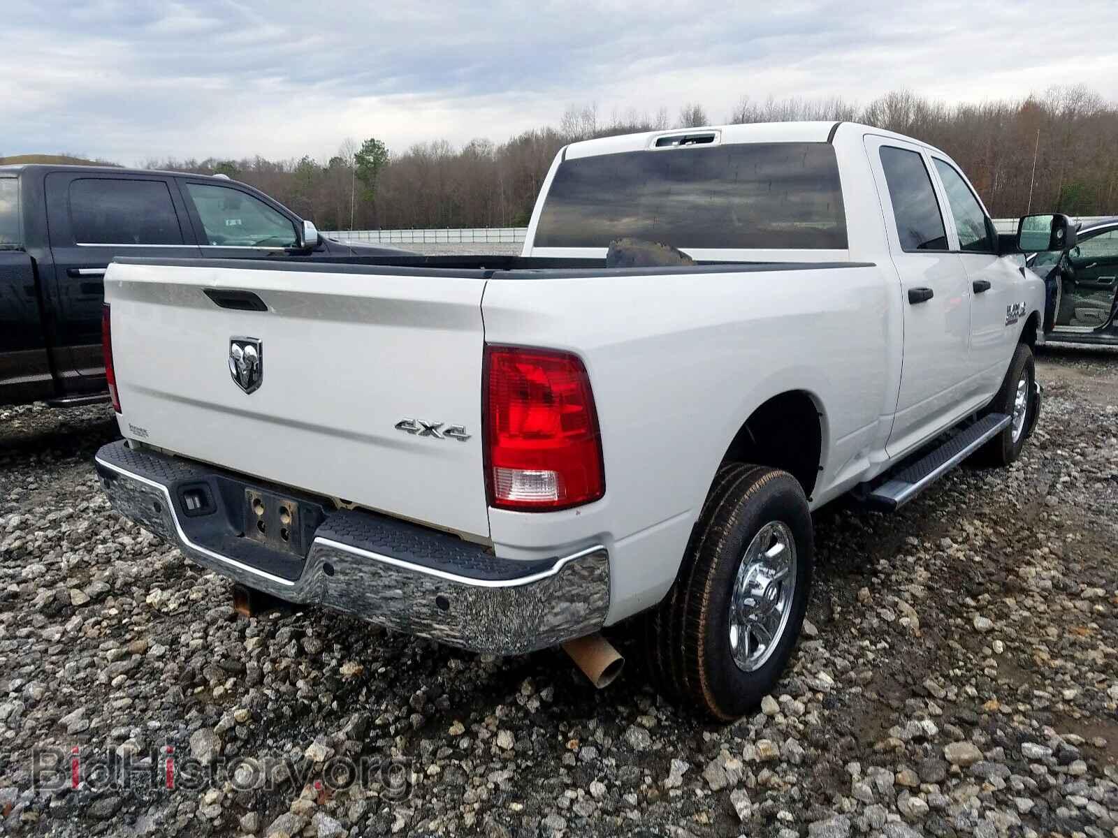 2017 RAM 2500 - VIN: 3C6UR5CL6HG554927 - Фото 4
