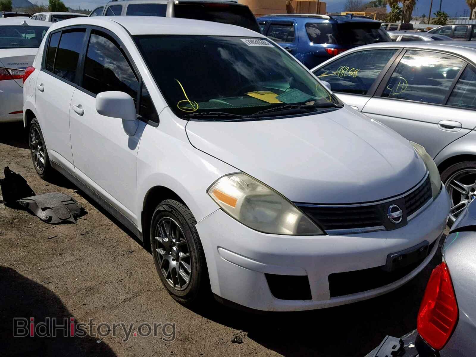 Photo  - NISSAN VERSA 2008