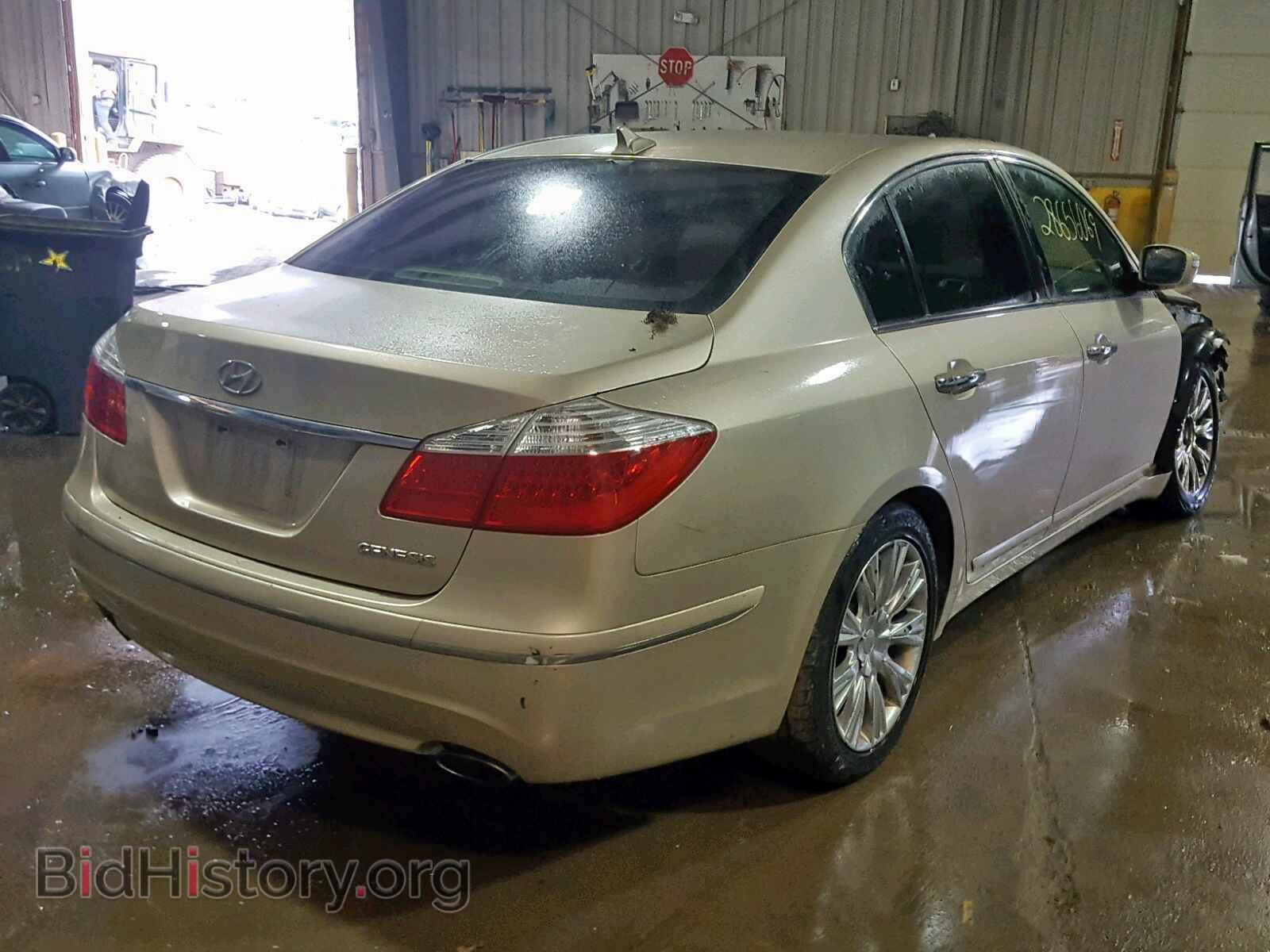 2009 HYUNDAI GENESIS - VIN: KMHGC46E99U024976 - Фото 4