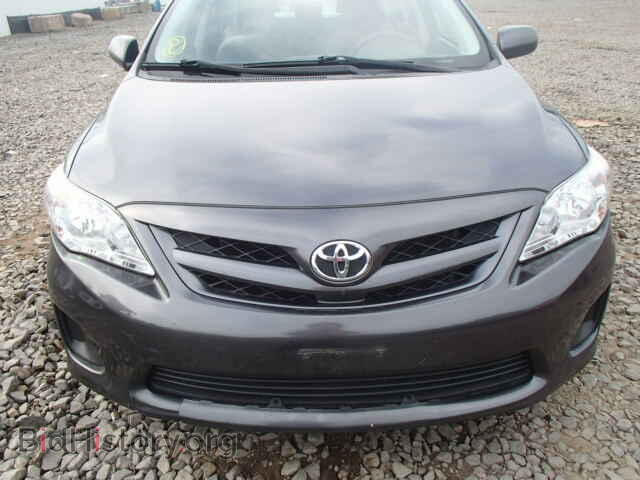 2011 TOYOTA COROLLA - VIN: JTDBU4EE4B9130516 - Фото 9
