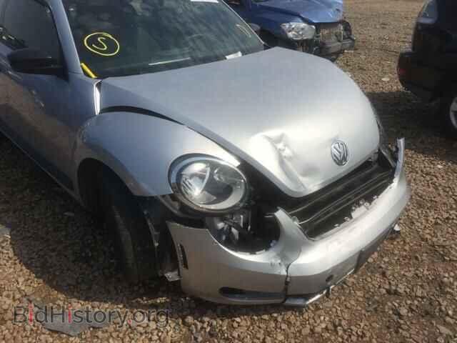 2012 VOLKSWAGEN BEETLE - VIN: 3VWFP7AT5CM652621 - Фото 9