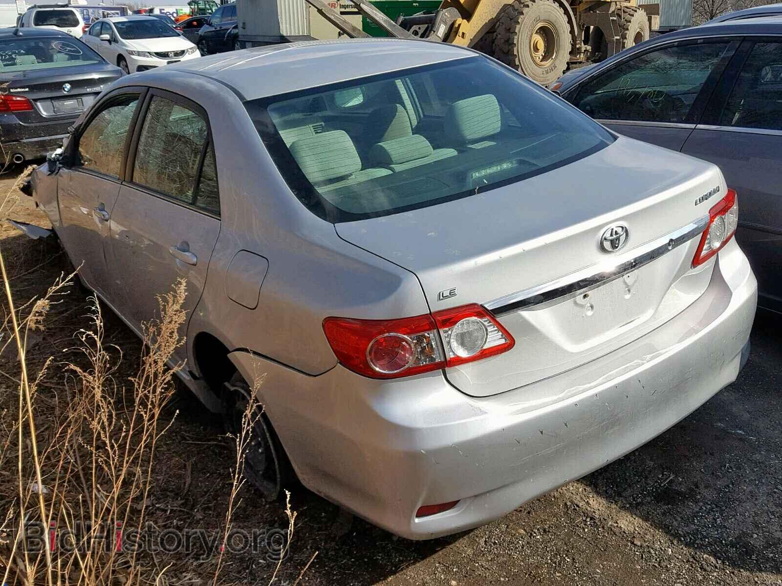 2013 TOYOTA COROLLA BA - VIN: 5YFBU4EEXDP173559 - Фото 3