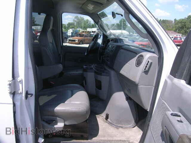 2011 FORD ECONOLINE - VIN: 1FBNE3BL0BDA18014 - Photo 5