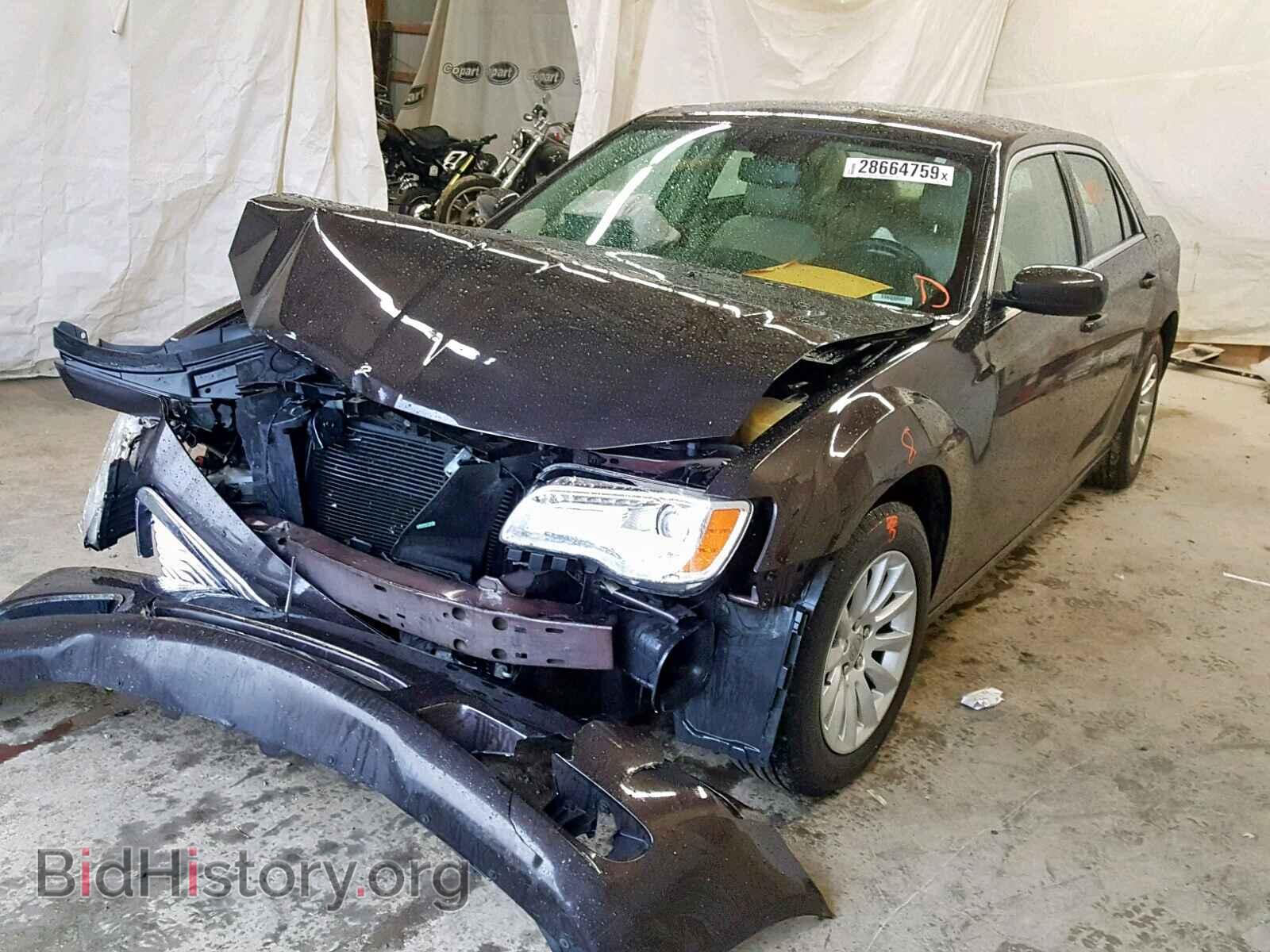 2013 CHRYSLER 300 - VIN: 2C3CCAAG7DH573215 - Фото 2