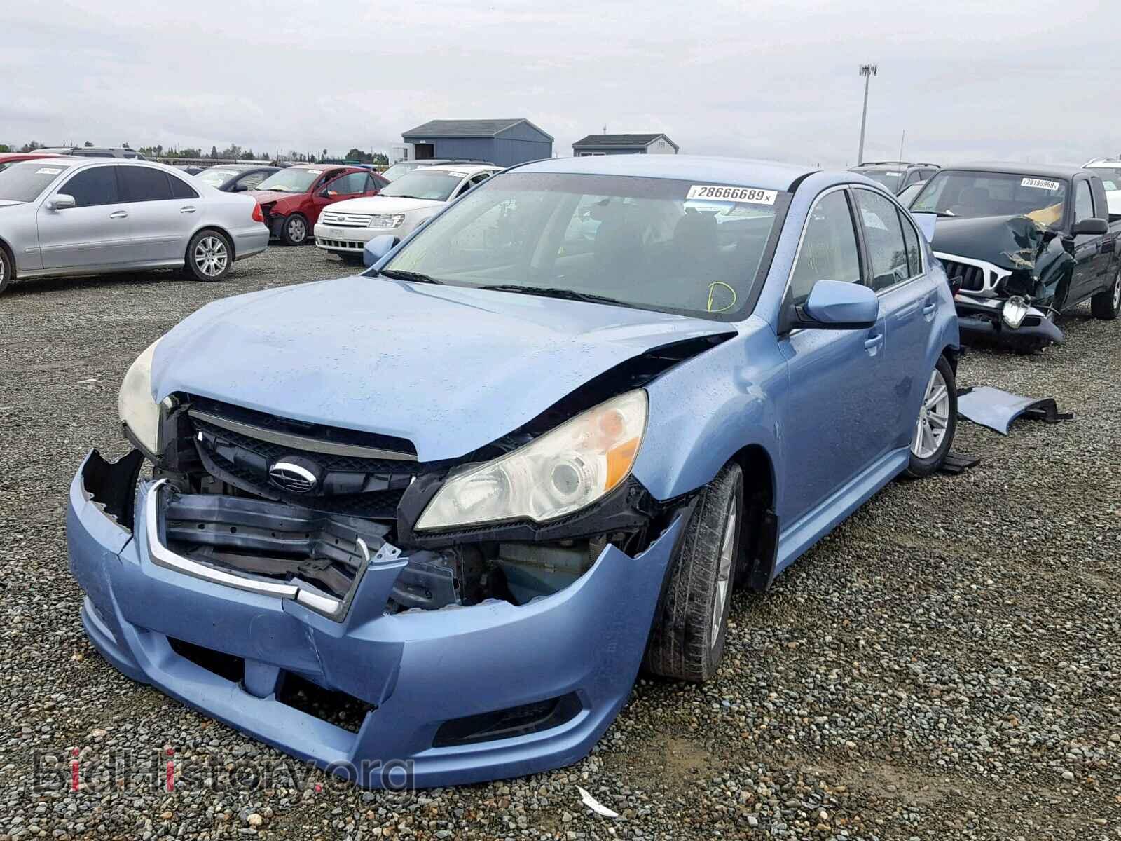 2011 SUBARU LEGACY - VIN: 4S3BMBC62B3245053 - Фото 2
