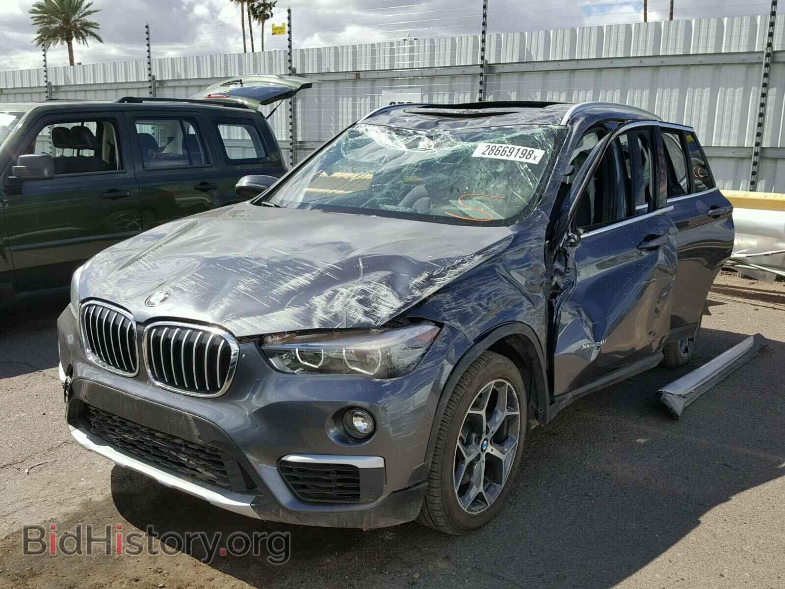 2016 BMW X1 - VIN: WBXHT3C30GP889355 - Фото 2
