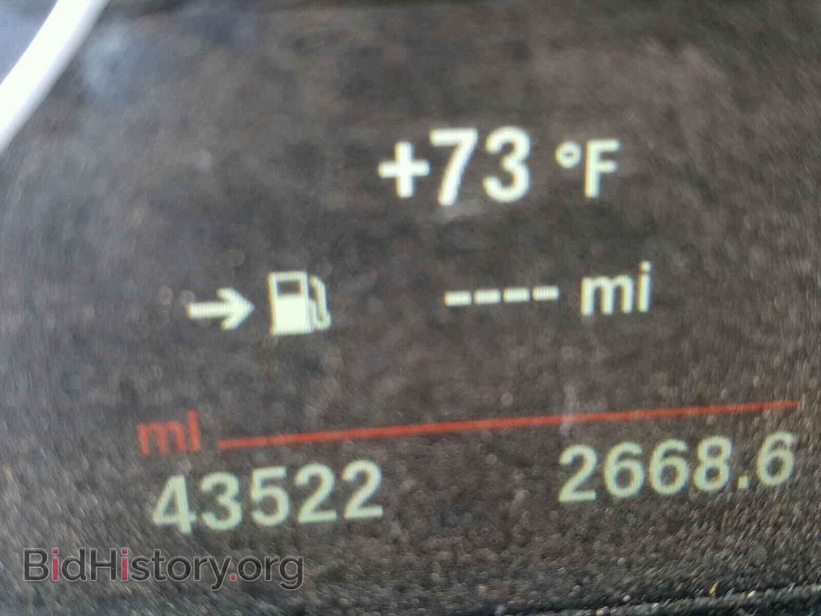 2016 BMW X1 - VIN: WBXHT3C30GP889355 - Фото 8