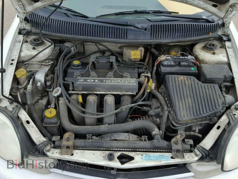 2000 Dodge NEON (VIN 1B3ES46C5YD604335) — фото 7 из 10