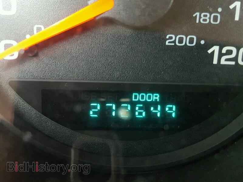 2000 Dodge NEON (VIN 1B3ES46C5YD604335) — фото 8 из 10