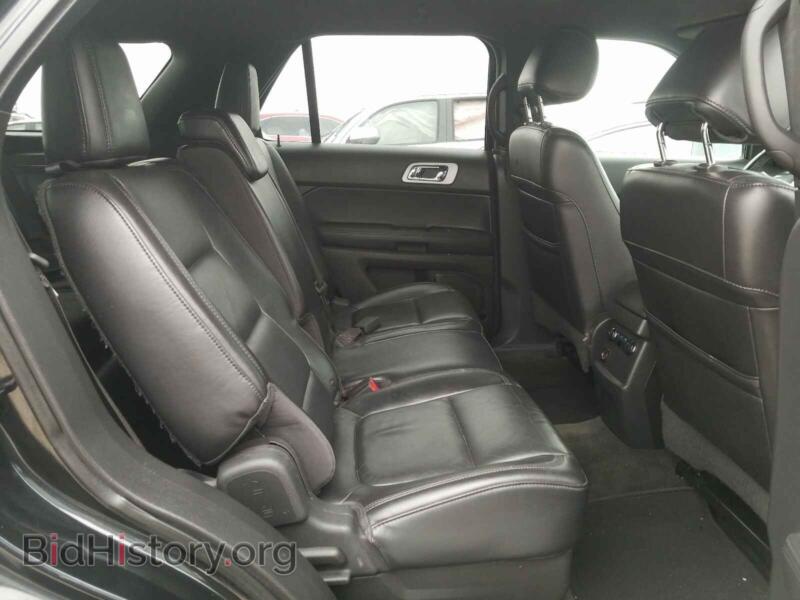 2011 Ford EXPLORER (VIN 1FMHK7D8XBGA15438) — photo 6 of 10