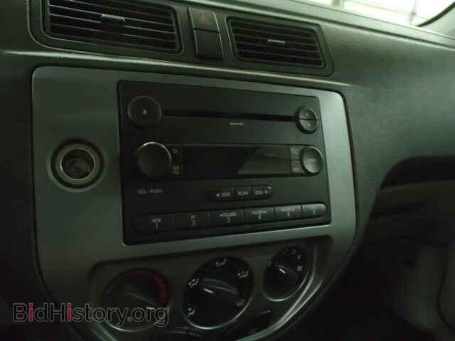 2005 FORD FOCUS - VIN: 3FAFP31N05R157137 - Фото 9