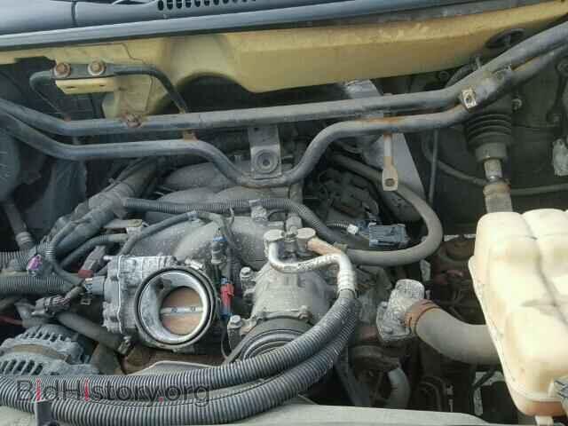 2009 GMC C/K/R5500 - VIN: 1GDE5C1G29F410549 - Фото 7