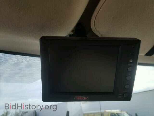 2009 GMC C/K/R5500 - VIN: 1GDE5C1G29F410549 - Фото 9