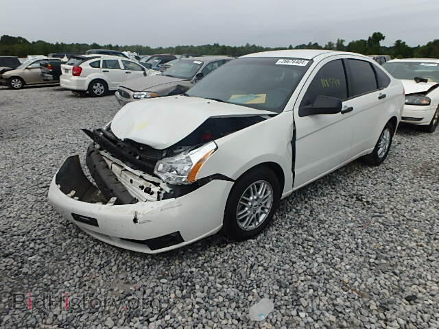 2009 FORD FOCUS - VIN: 1FAHP35N99W218698 - Фото 2