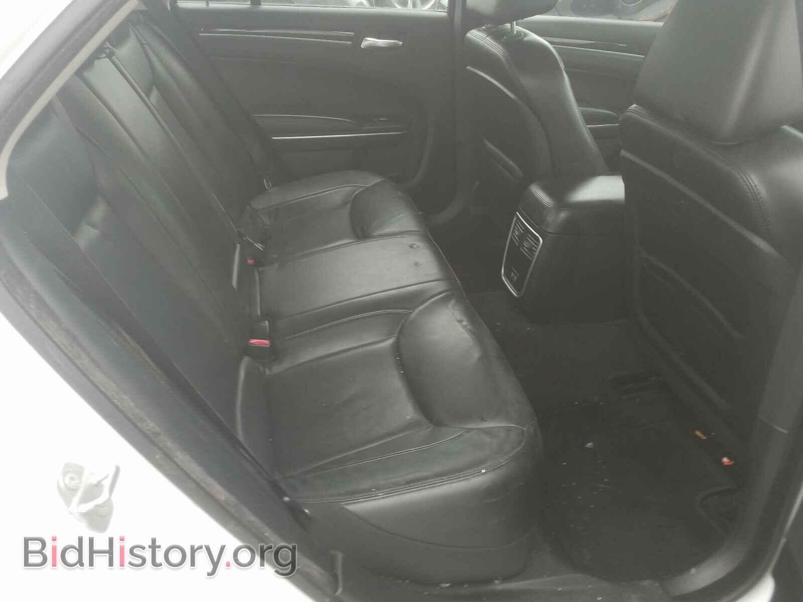 2015 CHRYSLER 300 - VIN: 2C3CCAAG7FH868124 - Фото 6