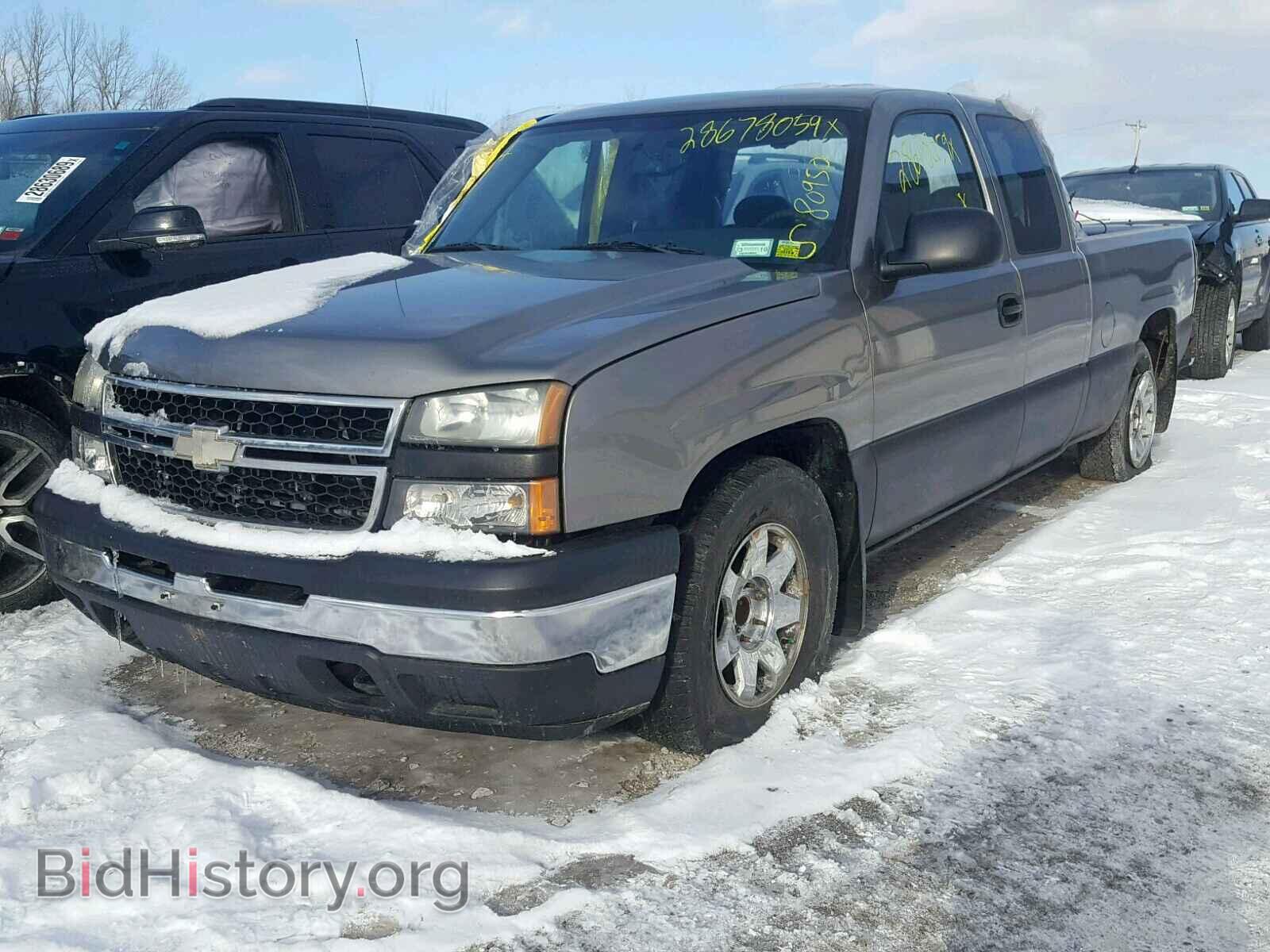 2006 CHEVROLET SILVERADO - VIN: 1GCEC19Z86Z214937 - Photo 2