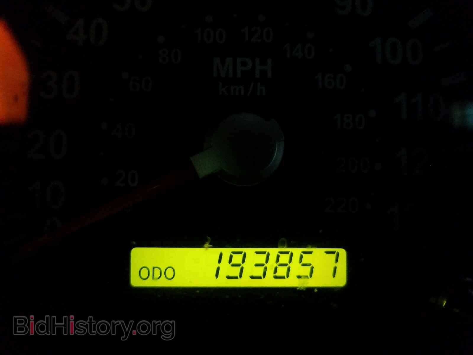 2006 KIA SORENTO EX - VIN: KNDJD733165523028 - Фото 8