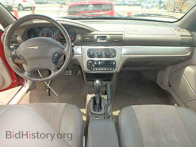2005 CHRYSLER SEBRING - VIN: 1C3EL55R45N614890 - Фото 9