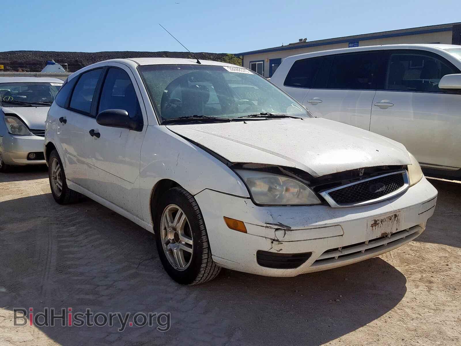 Фотография 3FAFP37N15R111100 - FORD FOCUS 2005