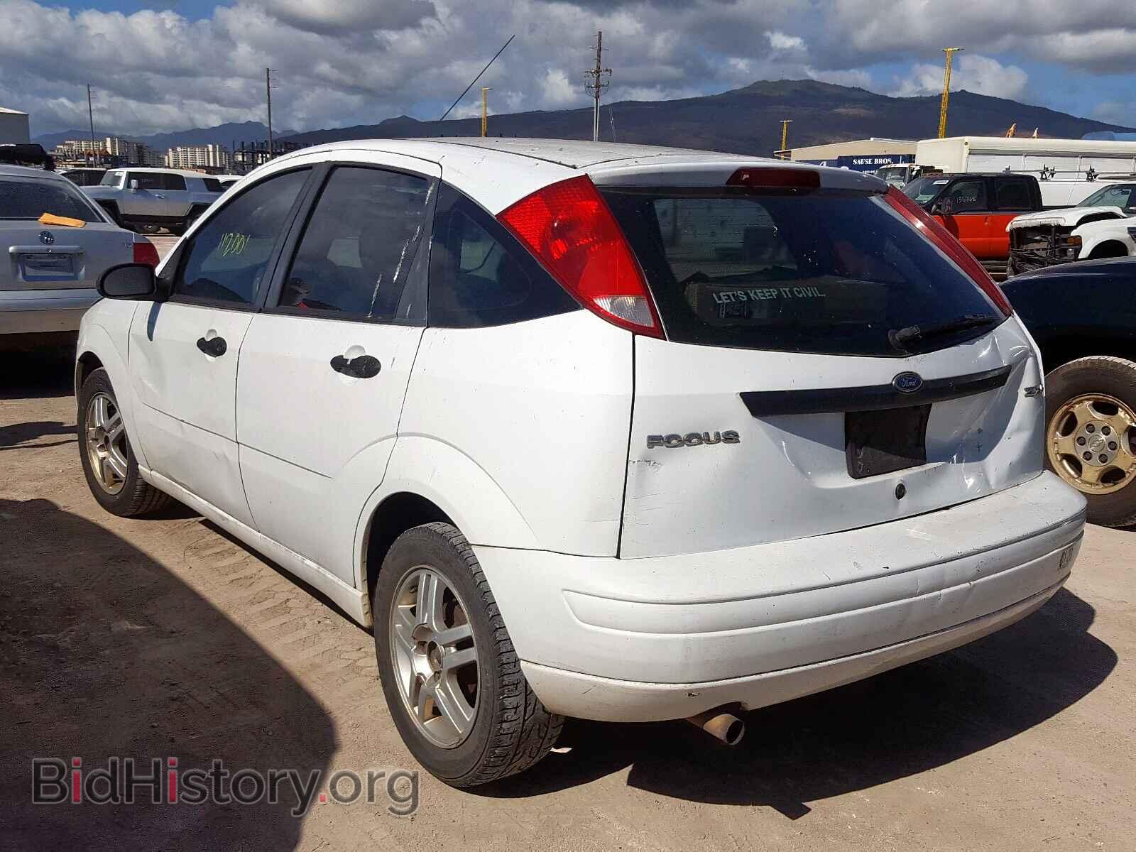 2005 FORD FOCUS - VIN: 3FAFP37N15R111100 - Фото 3