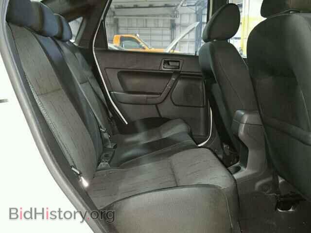 2011 FORD FOCUS - VIN: 1FAHP3FN7BW152849 - Photo 6