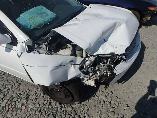2003 TOYOTA COROLLA - VIN: JTDBR32EX30011780 - Фото 9
