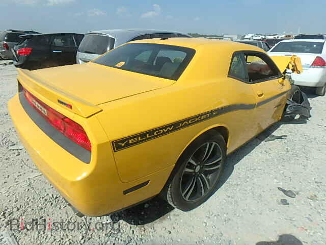 2012 DODGE CHALLENGER - VIN: 2C3CDYCJ5CH204351 - Photo 4