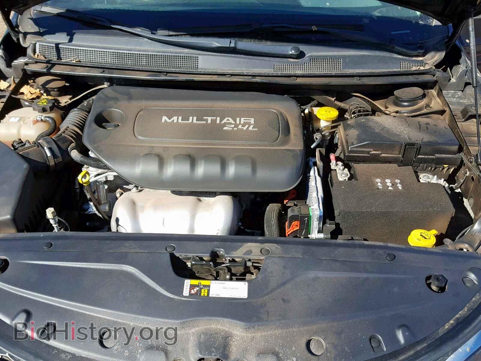 2016 CHRYSLER 200 - VIN: 1C3CCCAB2GN133088 - Фото 7