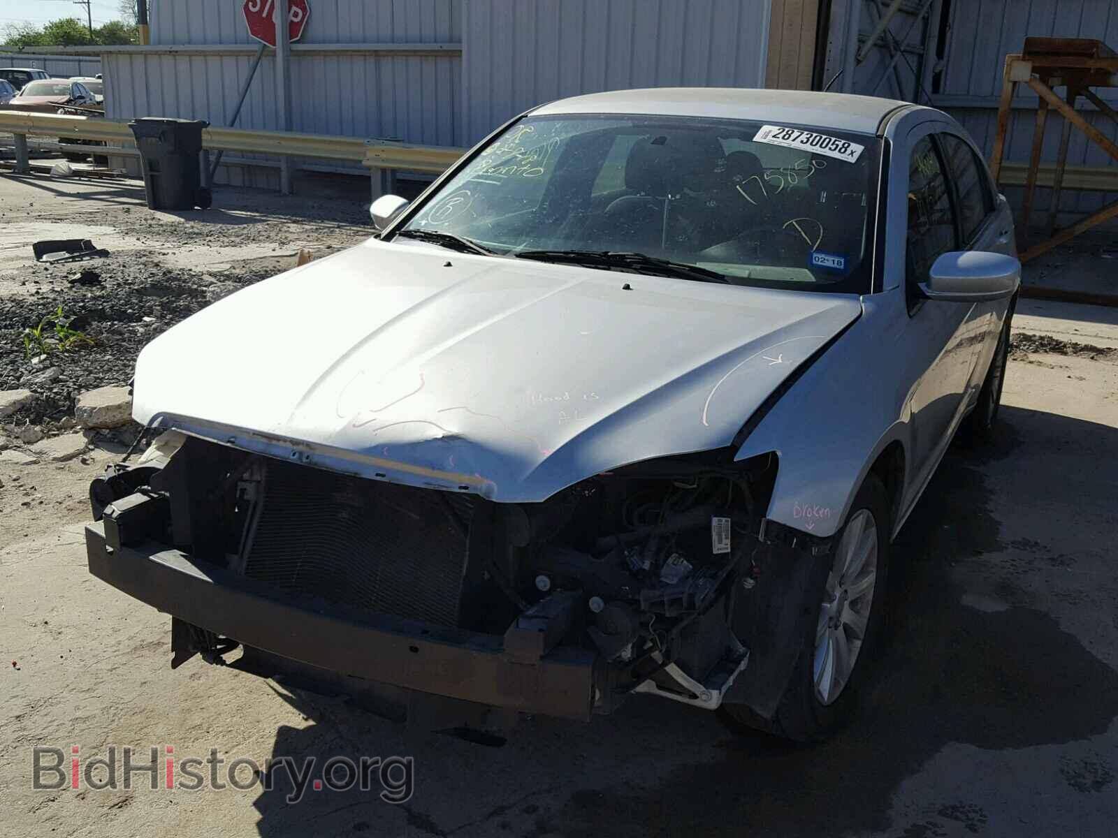 2012 CHRYSLER 200 - VIN: 1C3CCBBB6CN175850 - Фото 2