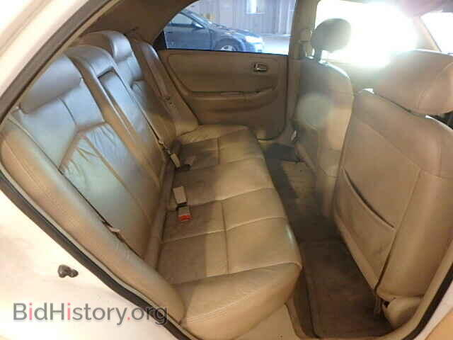 2000 MAZDA 626 - VIN: 1YVGF22D9Y5160475 - Фото 6
