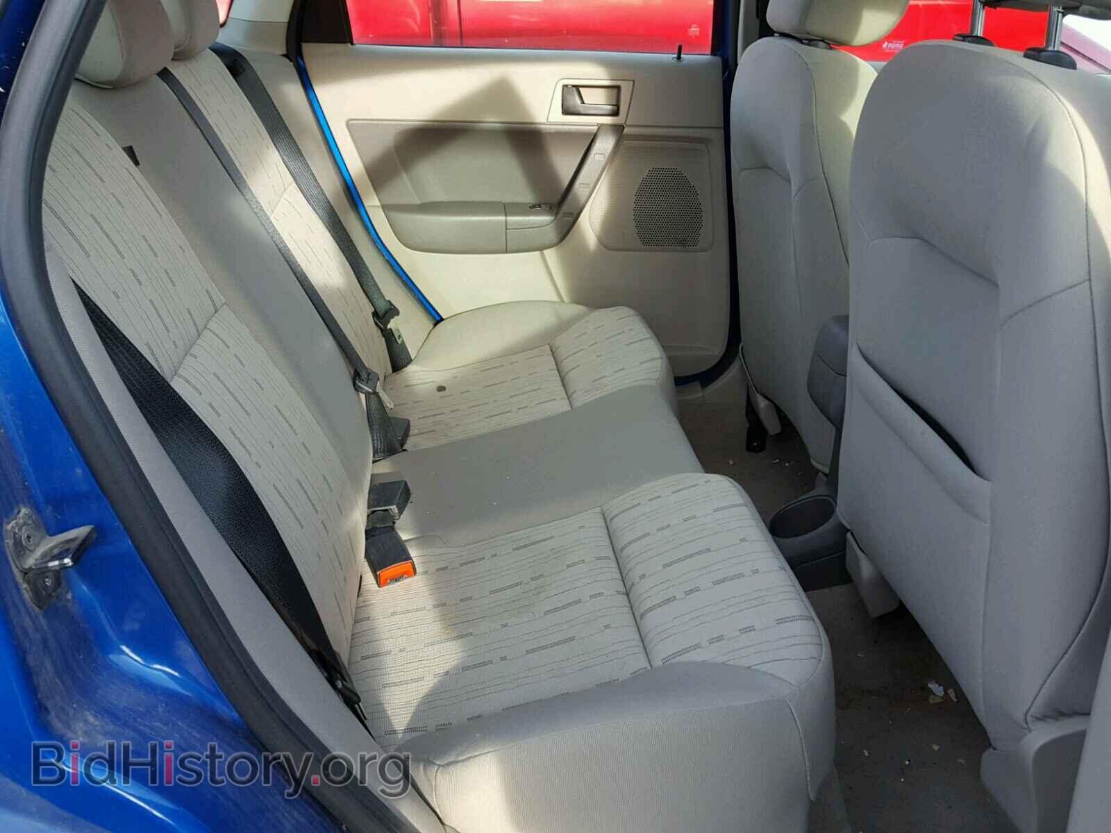 2010 FORD FOCUS - VIN: 1FAHP3FN7AW178401 - Photo 6