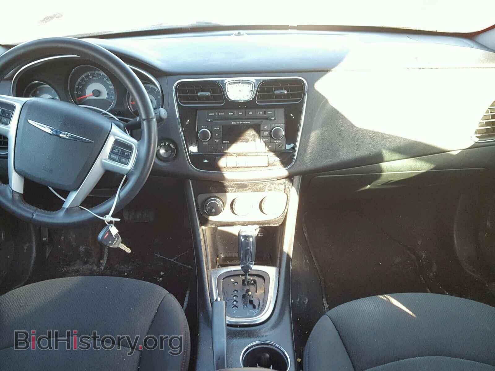 2012 CHRYSLER 200 - VIN: 1C3CCBBB5CN140572 - Фото 9