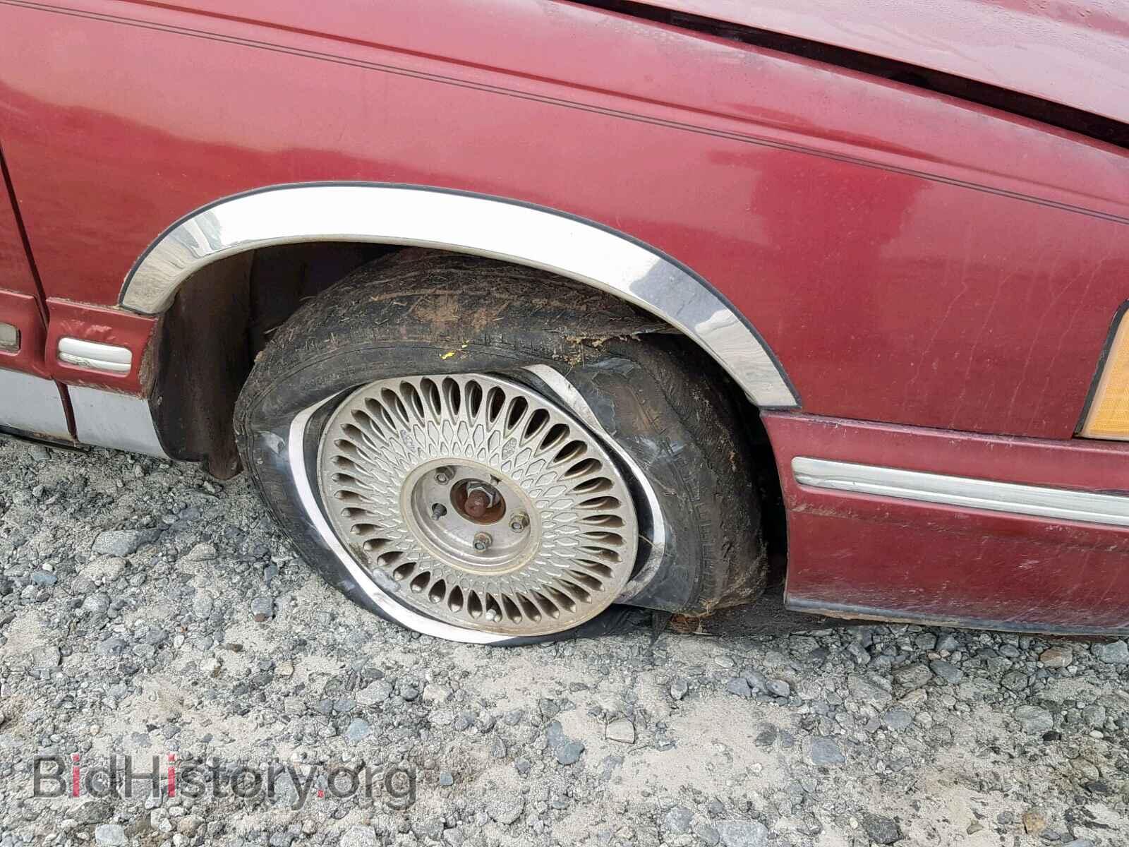 1997 CADILLAC DEVILLE - VIN: 1G6KD54Y6VU242904 - Photo 9