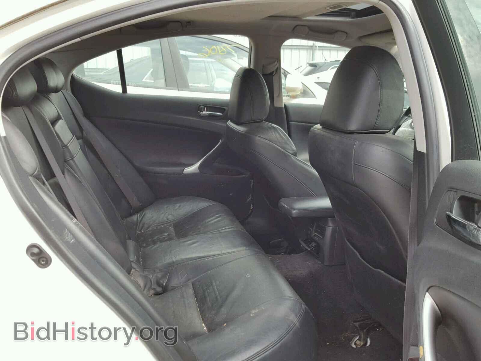 2007 LEXUS IS250 - VIN: JTHCK262572009673 - Photo 6
