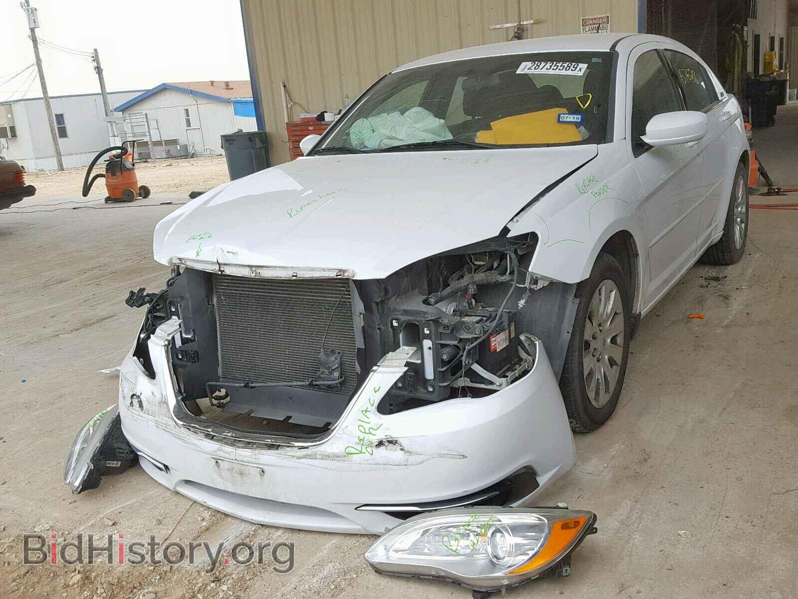 2012 CHRYSLER 200 - VIN: 1C3CCBAB7CN240805 - Фото 2