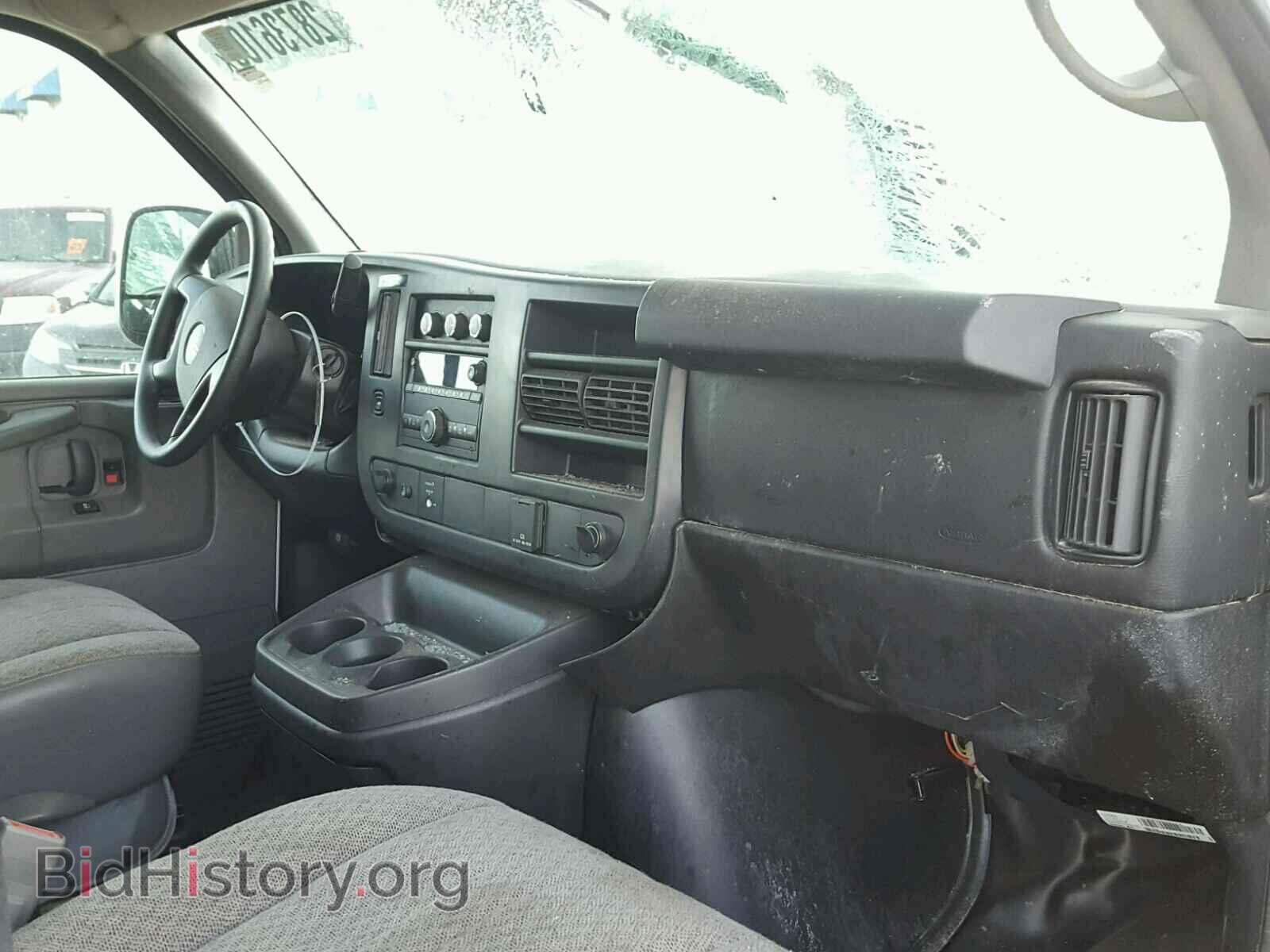 2015 GMC SAVANA - VIN: 1GTW7FCF8F1900821 - Фото 9